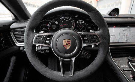 2019 Porsche Panamera GTS Sport Turismo Interior Steering Wheel Wallpapers 450x275 (16)