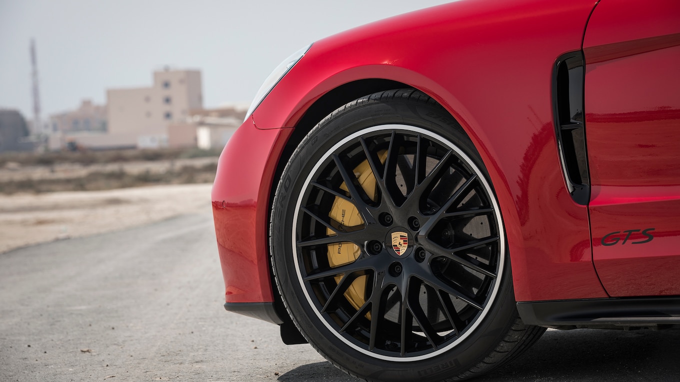 2019 Porsche Panamera GTS Wheel Wallpapers #85 of 113