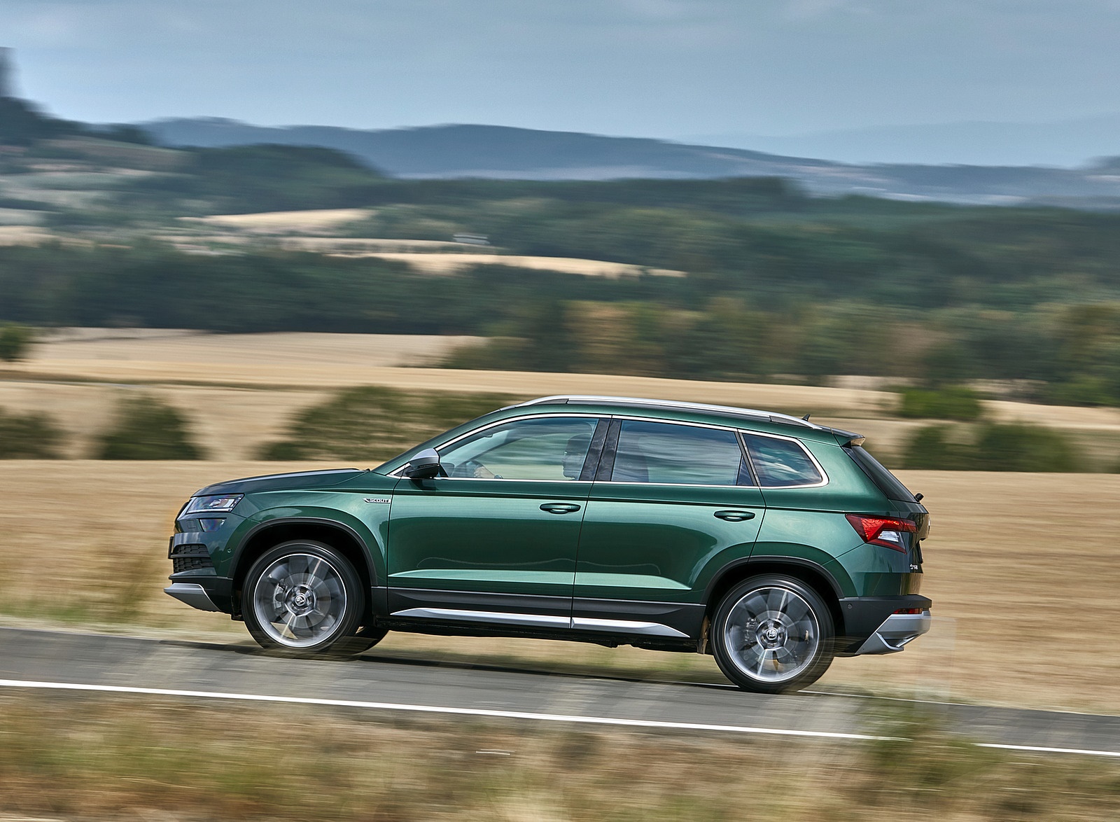 2019 Skoda Karoq Scout Side Wallpapers (9)