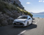 2019 Toyota Corolla Hatchback Hybrid 1.8L White Bitone (EU-Spec) Front Three-Quarter Wallpapers 150x120