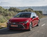 2019 Toyota Corolla Hatchback Hybrid 2.0L Red bitone (EU-Spec) Front Three-Quarter Wallpapers 150x120 (9)