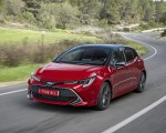 2019 Toyota Corolla Hatchback Hybrid 2.0L Red bitone (EU-Spec) Front Three-Quarter Wallpapers 150x120