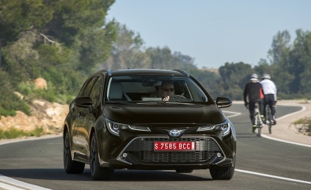 2019 Toyota Corolla Touring Sports 2.0L Brown (EU-Spec) Front Wallpapers 450x275 (15)