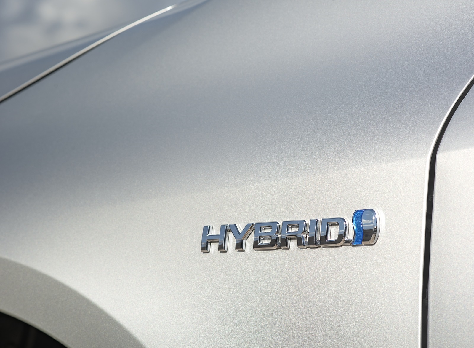 2019 Toyota Corolla Touring Sports Hybrid 1.8L Platinum (EU-Spec) Badge Wallpapers #53 of 71