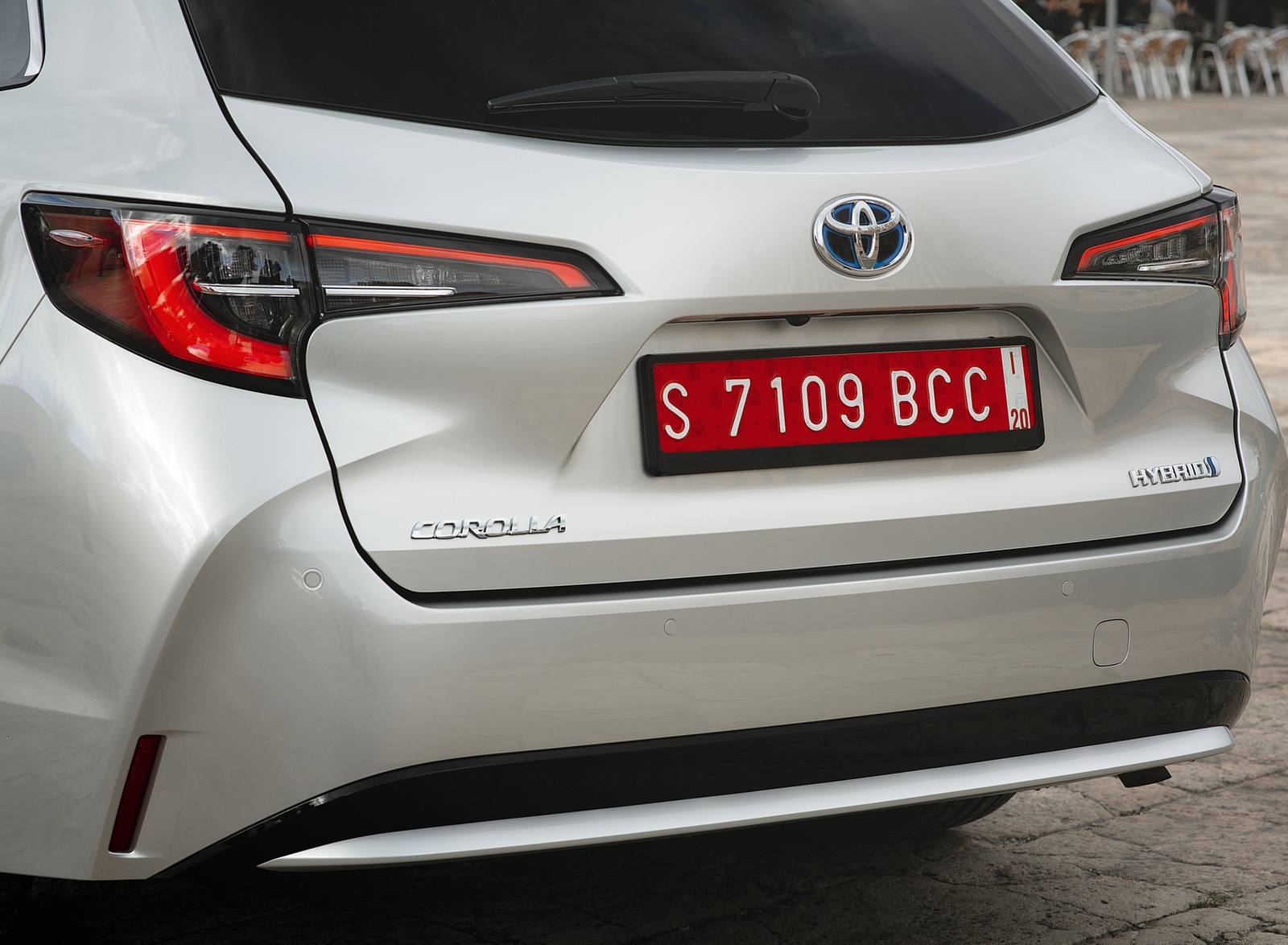 2019 Toyota Corolla Touring Sports Hybrid 1.8L Platinum (EU-Spec) Detail Wallpapers #52 of 71