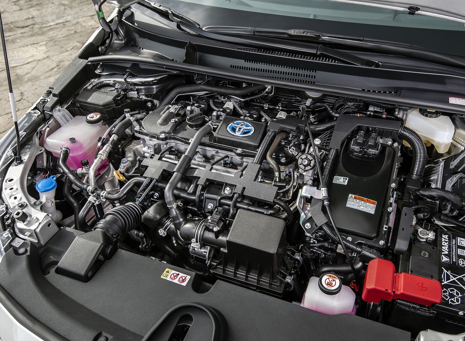 2019 Toyota Corolla Touring Sports Hybrid 1.8L Platinum (EU-Spec) Engine Wallpapers #55 of 71