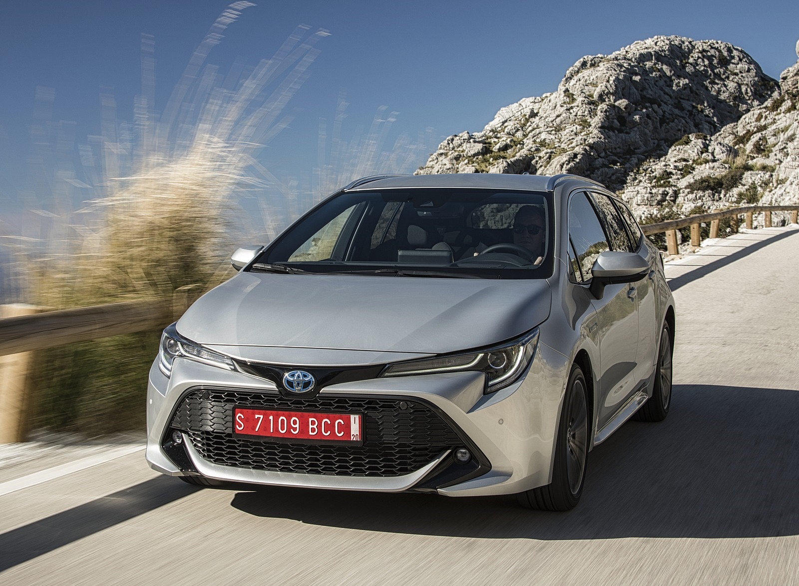 Corolla 2019 С…СЌС‚С‡Р±РµРє White