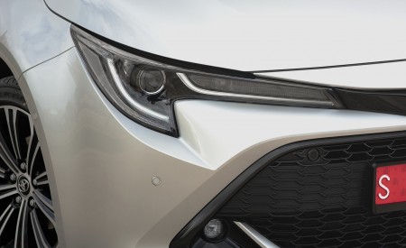2019 Toyota Corolla Touring Sports Hybrid 1.8L Platinum (EU-Spec) Headlight Wallpapers 450x275 (51)