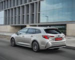 2019 Toyota Corolla Touring Sports Hybrid 1.8L Platinum (EU-Spec) Rear Three-Quarter Wallpapers 150x120 (36)