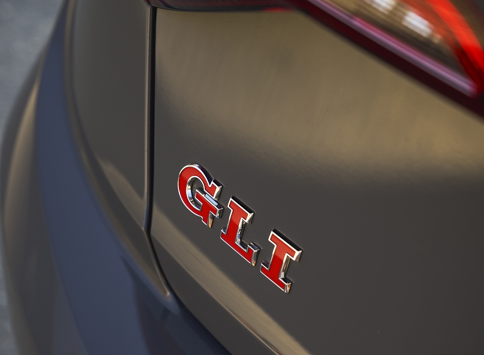 2019 Volkswagen Jetta GLI Badge Wallpapers #21 of 97