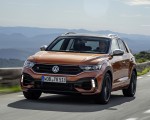 2019 Volkswagen T-Roc R Front Three-Quarter Wallpapers 150x120