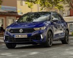 2019 Volkswagen T-Roc R Front Three-Quarter Wallpapers 150x120