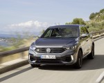 2019 Volkswagen T-Roc R Front Three-Quarter Wallpapers 150x120 (99)