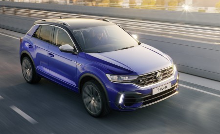 2019 Volkswagen T-Roc R Front Three-Quarter Wallpapers 450x275 (144)