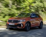 2019 Volkswagen T-Roc R Front Three-Quarter Wallpapers 150x120