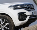 2019 Volkswagen Touareg V6 TDI R-Line (UK-Spec) Detail Wallpapers 150x120