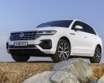 2019 Volkswagen Touareg V6 TDI R-Line (UK-Spec) Front Three-Quarter Wallpapers 150x120