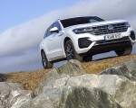 2019 Volkswagen Touareg V6 TDI R-Line (UK-Spec) Front Wallpapers 150x120