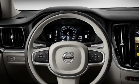 2019 Volvo V60 Cross Country Interior Steering Wheel Wallpapers 450x275 (23)