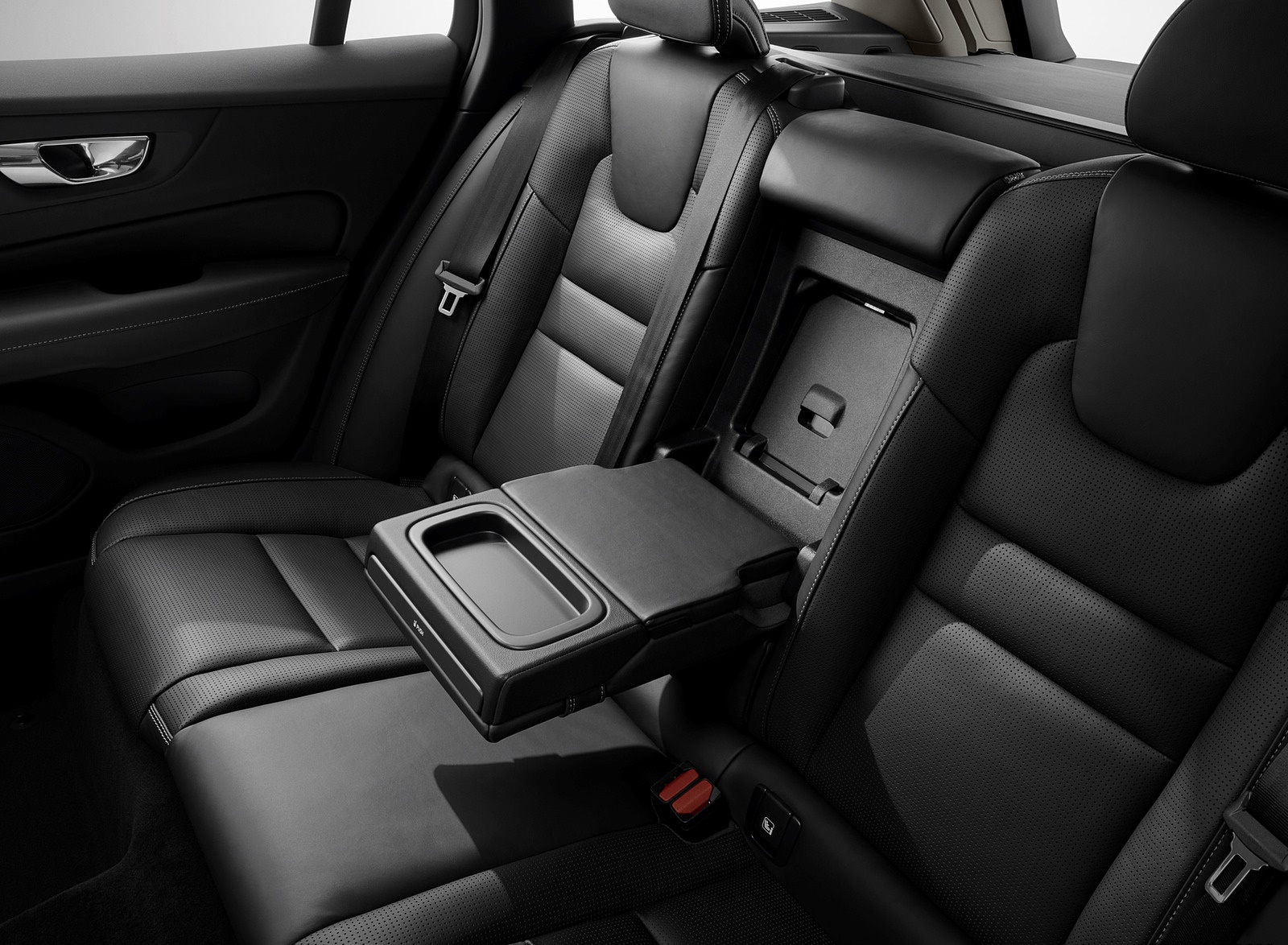 2019 Volvo V60 Interior Rear Seats Wallpapers #118 of 140