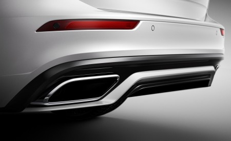 2019 Volvo V60 R-Design Tailpipe Wallpapers 450x275 (138)