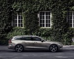 2019 Volvo V60 T6 AWD Inscription (Color: Pebble Grey Metallic) Side Wallpapers 150x120 (40)