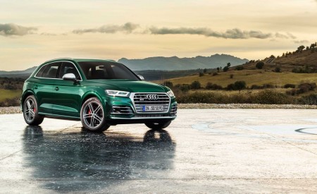 2020 Audi SQ5 TDI (Color: Azores Green Metallic) Front Three-Quarter Wallpapers 450x275 (7)