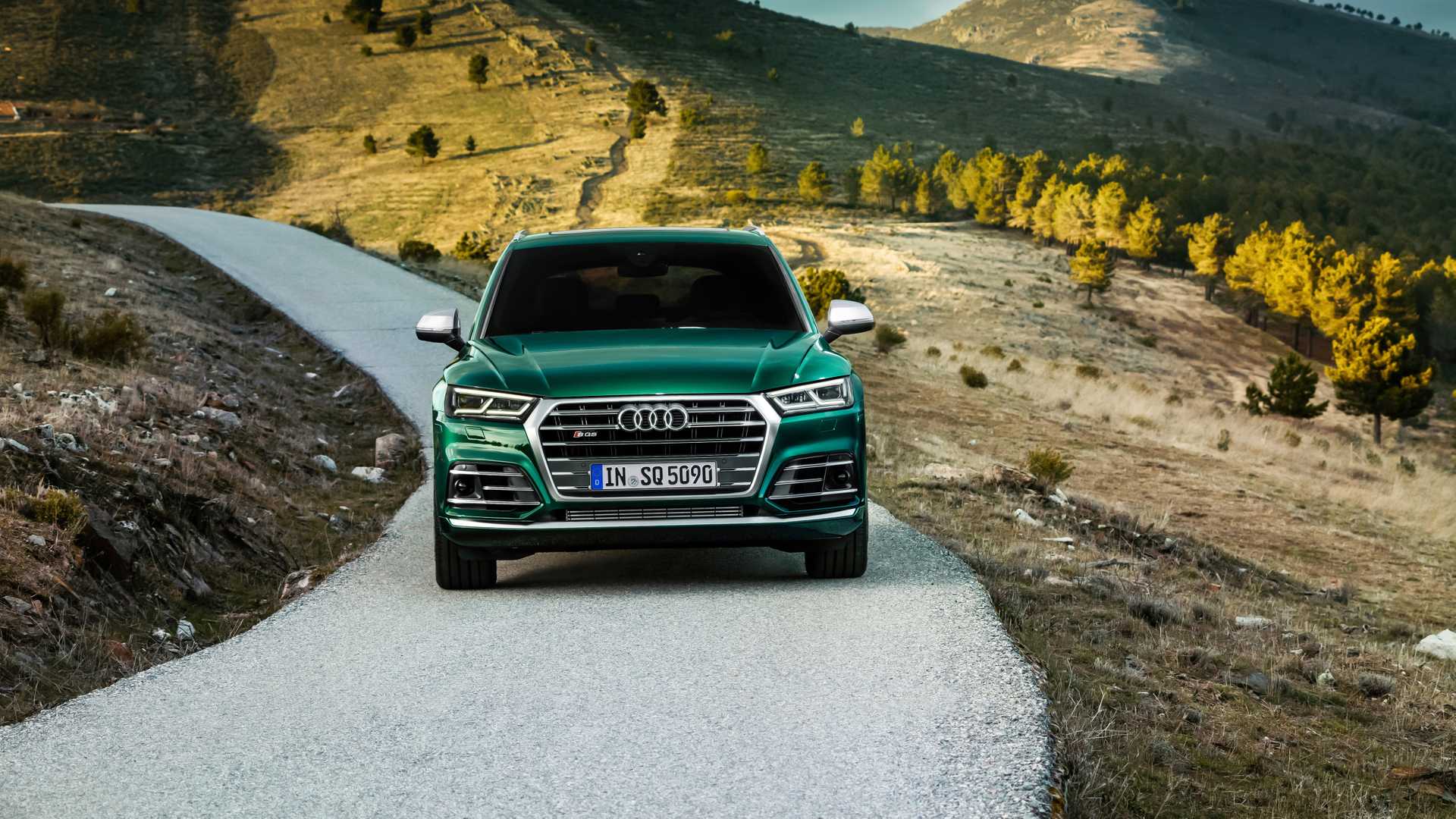 2020 Audi SQ5 TDI (Color: Azores Green Metallic) Front Wallpapers #2 of 19