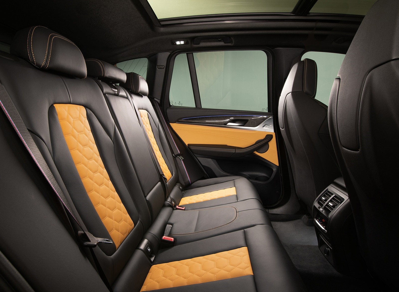 2020 BMW X3 M Competition Interior Rear Seats Wallpapers #71 of 85