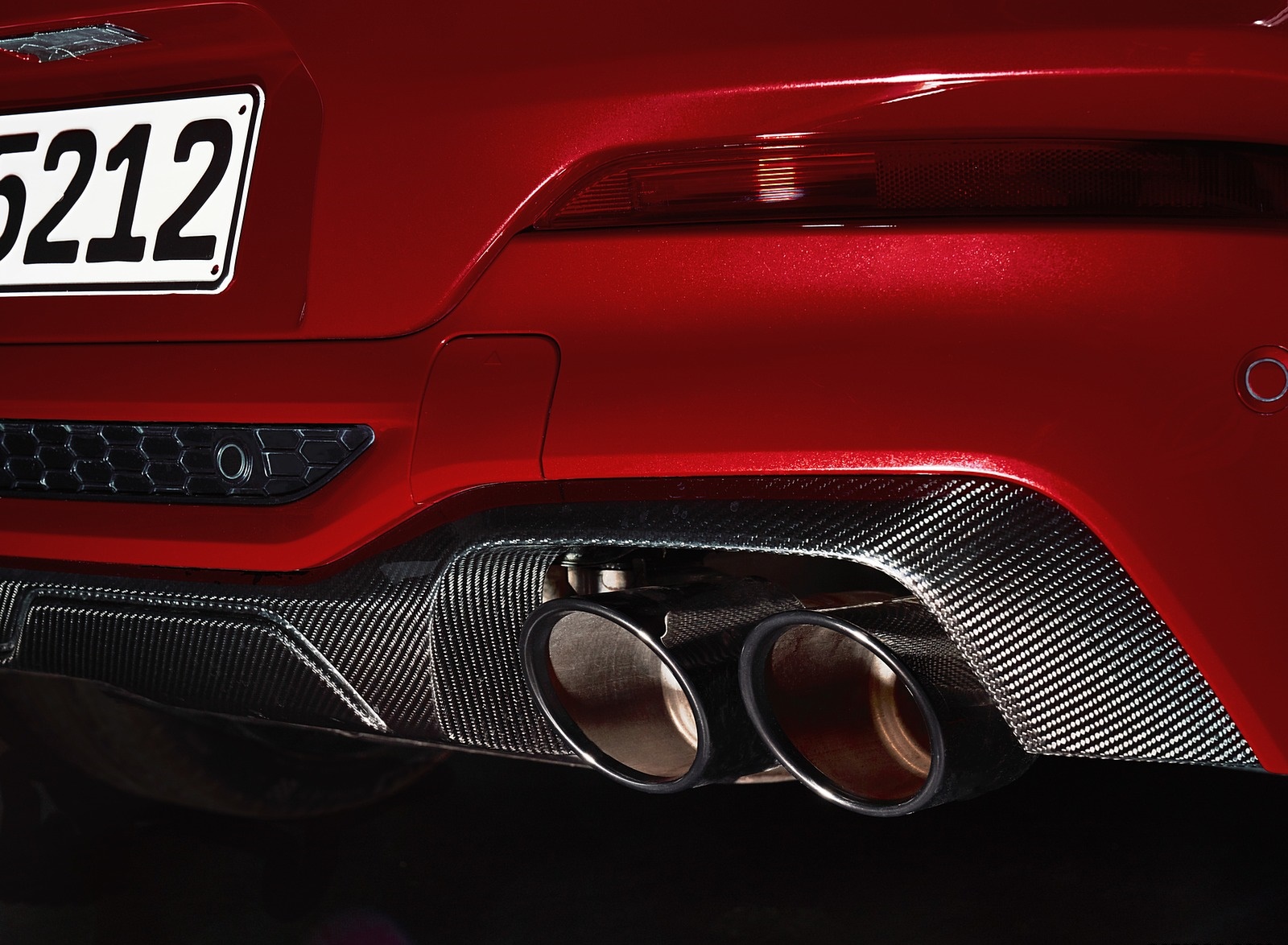 2020 BMW X4 M Competition Exhaust Wallpapers #62 of 86