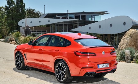 2020 BMW X4 M Competition Rear Three-Quarter Wallpapers 450x275 (33)