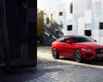 2020 Jaguar XE Front Three-Quarter Wallpapers 150x120