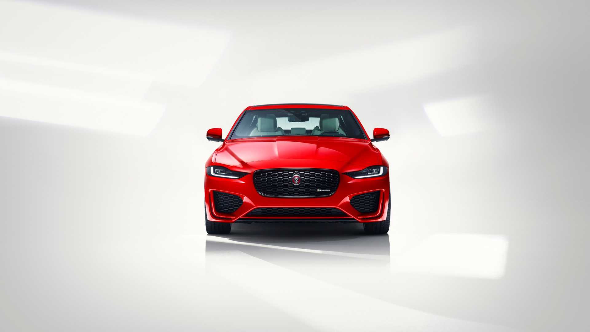 2020 Jaguar XE Front Wallpapers #133 of 138