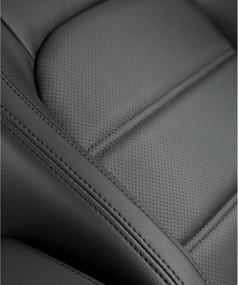2020 Jaguar XE S D180 (Color: Eiger Grey) Interior Seats Wallpapers #57 of 138