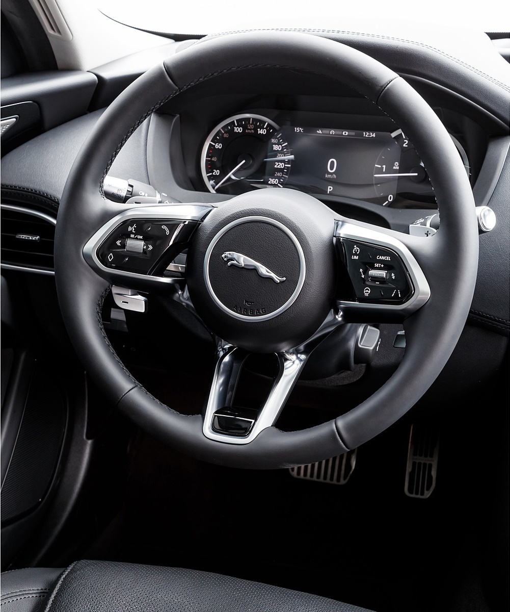 2020 Jaguar XE S D180 (Color: Eiger Grey) Interior Steering Wheel Wallpapers #59 of 138