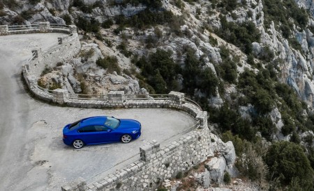 2020 Jaguar XE S R-Dynamic P250 (Color: Caesium Blue) Top Wallpapers 450x275 (79)