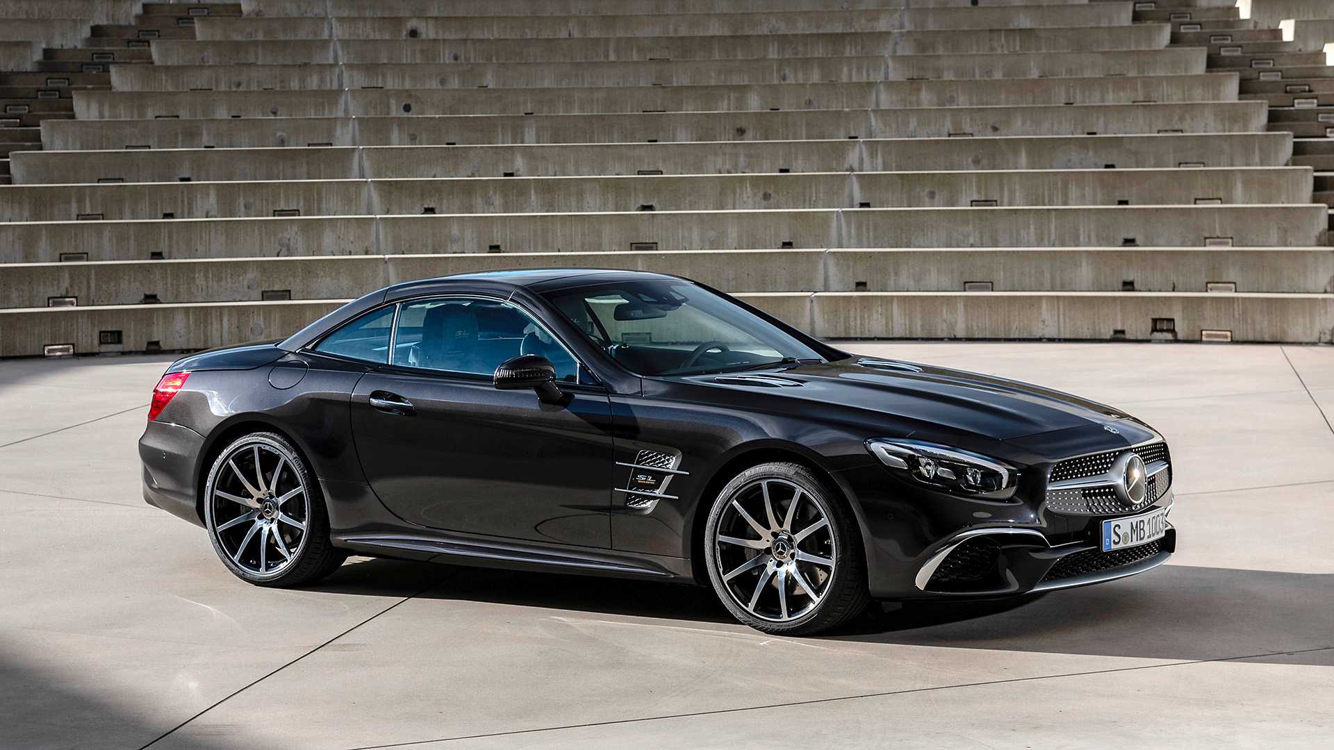 2020 Mercedes-Benz SL 500 Grand Edition (Color: Graphite Grey) Front Three-Quarter Wallpapers (2)