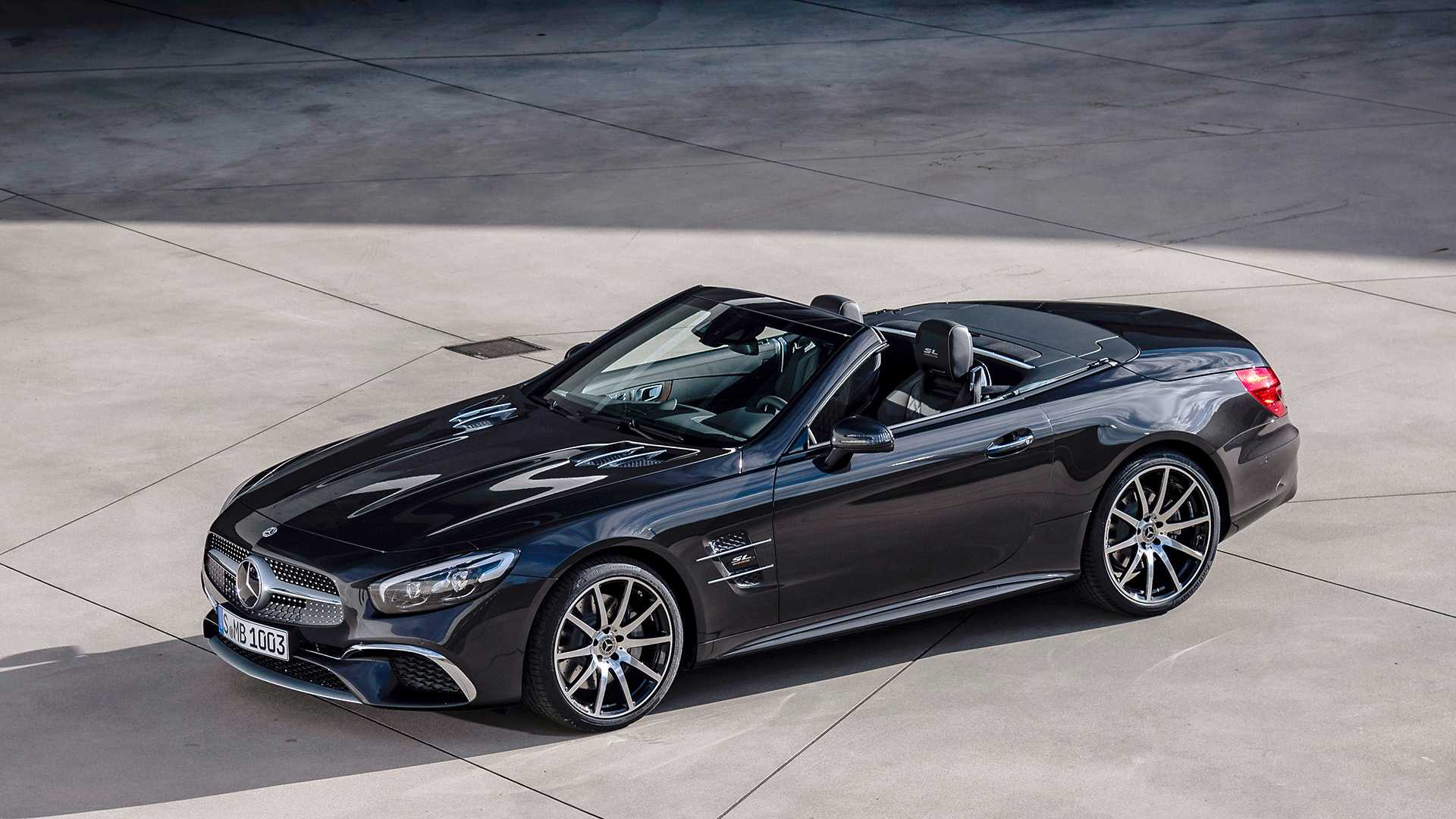 2020 Mercedes-Benz SL 500 Grand Edition (Color: Graphite Grey) Front Three-Quarter Wallpapers (1)