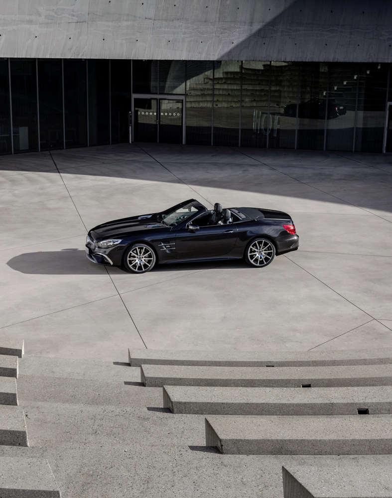 2020 Mercedes-Benz SL 500 Grand Edition (Color: Graphite Grey) Side Wallpapers (4)