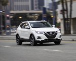 2020 Nissan Rogue Sport Front Three-Quarter Wallpapers 150x120