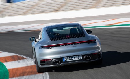 2020 Porsche 911 4S (Color: Agate Grey Metallic) Rear Wallpapers 450x275 (104)