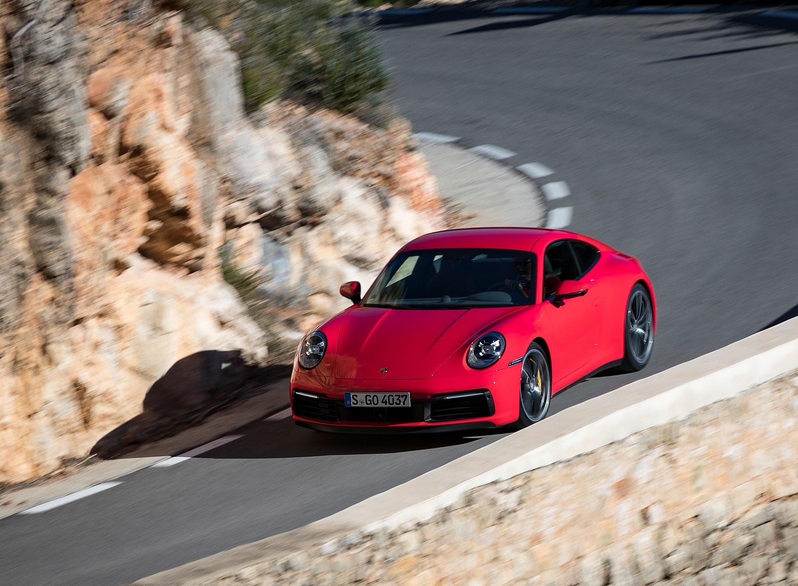 2020 Porsche 911 4S (Color: Guards Red) Front Three-Quarter Wallpapers (1). Download Wallpaper