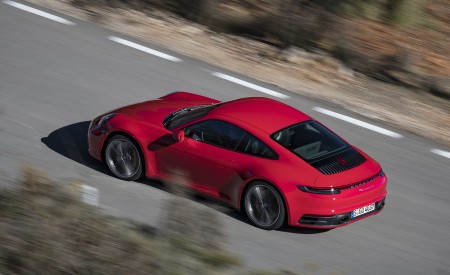 2020 Porsche 911 4S (Color: Guards Red) Rear Three-Quarter Wallpapers 450x275 (5)