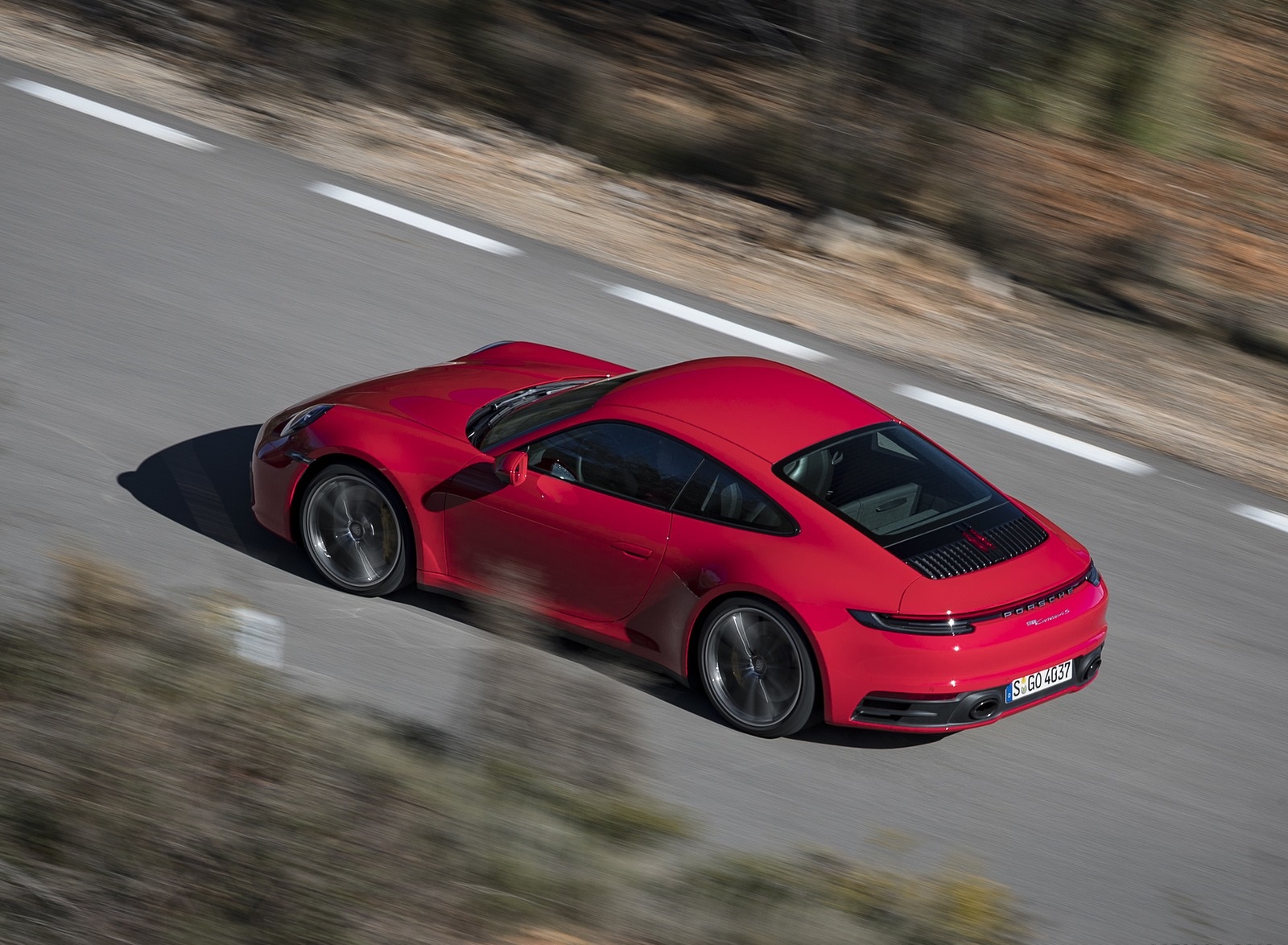 2020 Porsche 911 4S (Color: Guards Red) Rear Three-Quarter Wallpapers #5 of 185