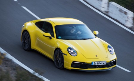 2020 Porsche 911 4S (Color: Racing Yellow) Front Three-Quarter Wallpapers 450x275 (64)