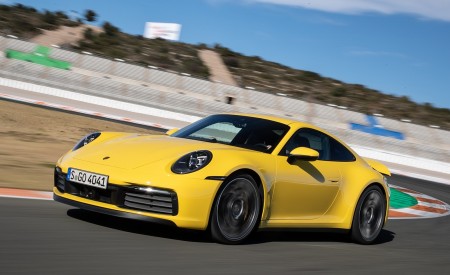 2020 Porsche 911 4S (Color: Racing Yellow) Front Three-Quarter Wallpapers 450x275 (66)