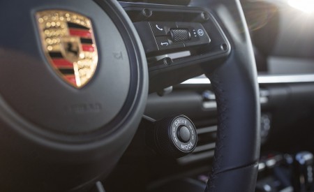 2020 Porsche 911 4S (Color: Racing Yellow) Interior Steering Wheel Wallpapers 450x275 (93)
