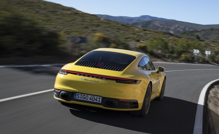 2020 Porsche 911 4S (Color: Racing Yellow) Rear Wallpapers 450x275 (73)