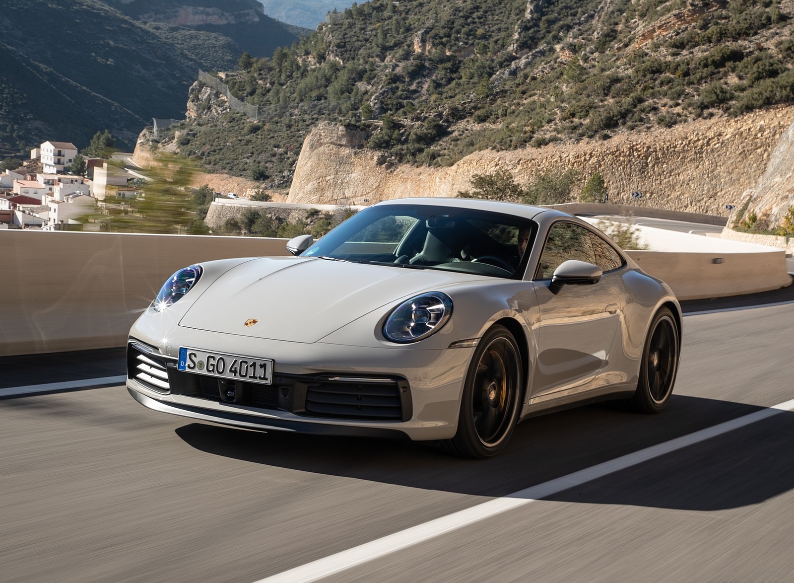 2020 Porsche 911 S (Color: Crayon) Front Wallpapers #166 of 185