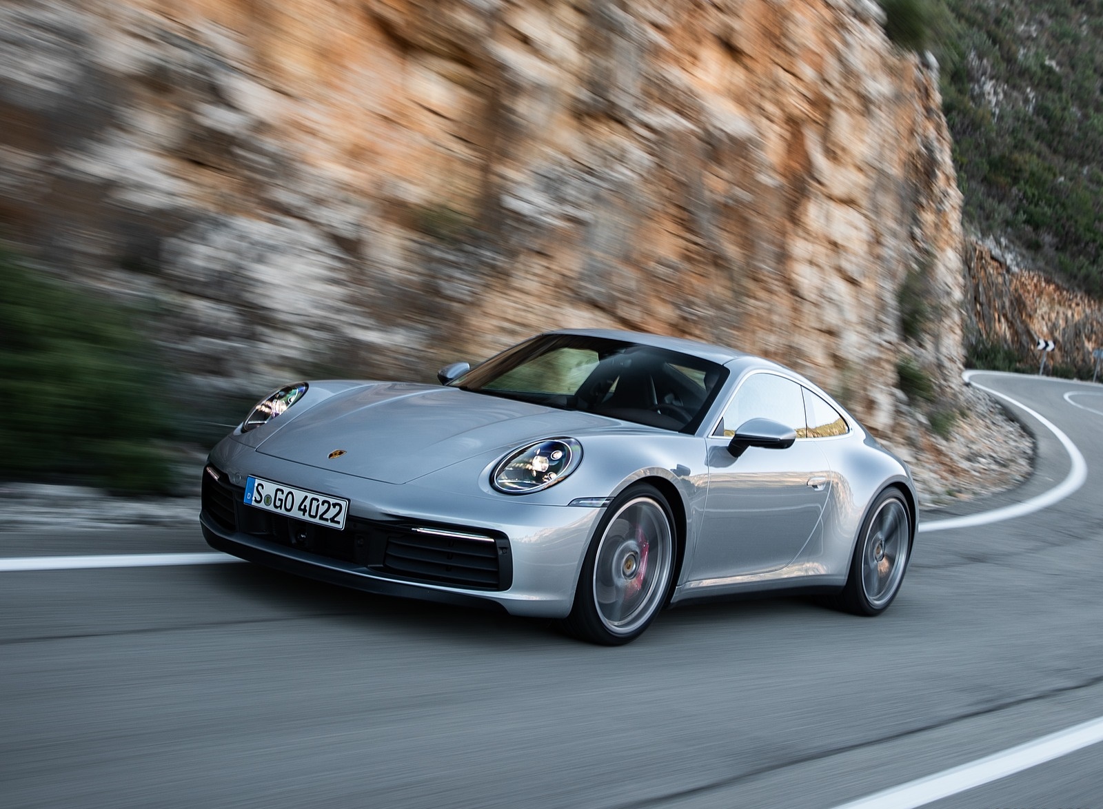 2020 Porsche 911 S (Color: Dolomite Silver Metallic) Front Three-Quarter Wallpapers #143 of 185